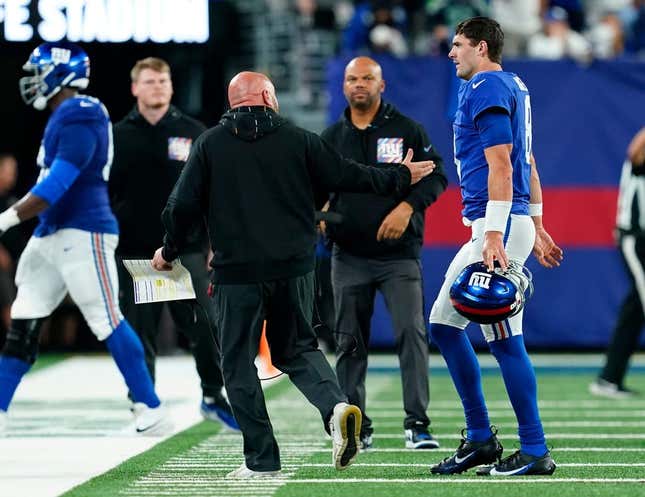 Daniel Jones sacked 10 times as Giants show little in 24-3 loss to the  Seattle Seahawks, Sports