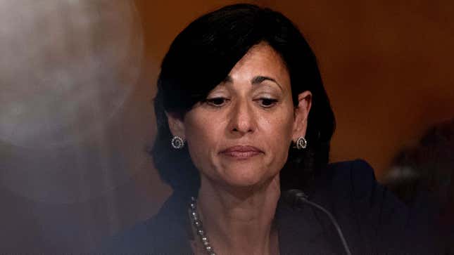 Image for article titled CDC Director Alarmed After Googling ‘Covid Cases’ For First Time in Weeks