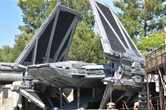 Image for article titled Photos: Inside Disney’s new Star Wars theme park