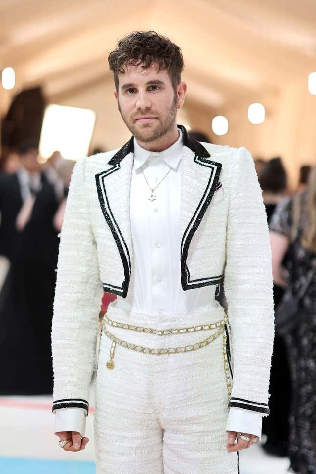 Image for article titled Met Gala 2023 Red Carpet: An Eye-Popping Tribute to a Bad Man