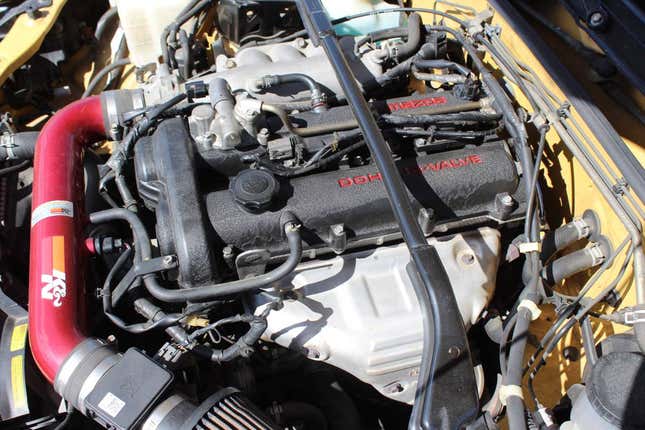 Image for article titled At $7,799, Is This 2002 Mazda Miata SE A Limited Edition With Limitless Appeal?
