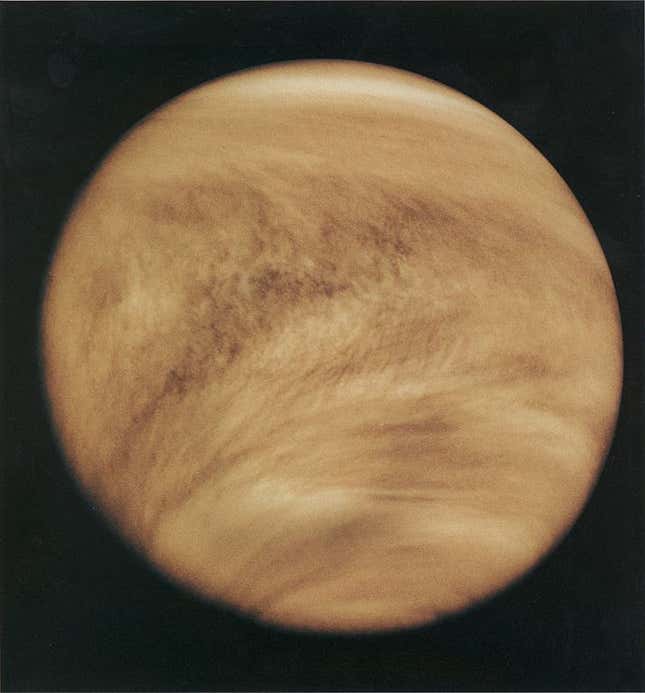 La capa de nubes de Venus, vista en ultravioleta en 1979.