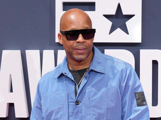 Image for article titled Did Warren G Save Snoop Dogg From Meeting The Same Fate As Tupac?