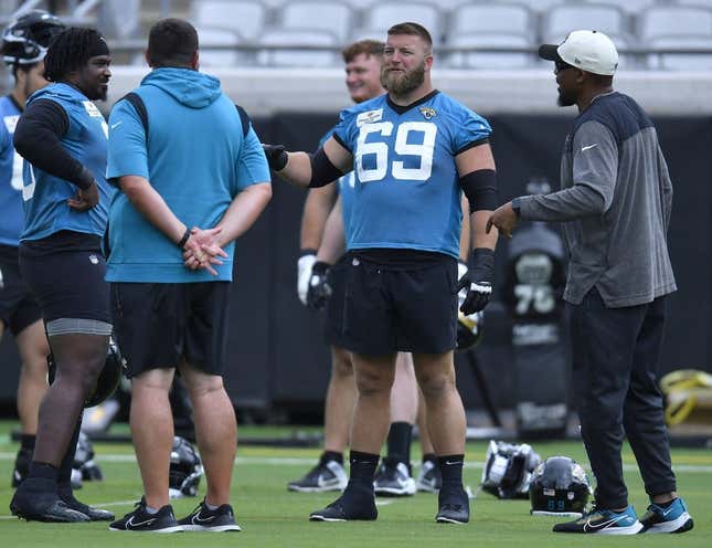 Jacksonville Jaguars center Tyler Shatley (69) talks with players and coaches during Monday morning&#39;s offseason camp session. Rookies and veterans gathered at TIAA Bank Field Monday, May 22, 2023 for the start of the Jacksonville Jaguars offseason camp. [Bob Self/Florida Times-Union]