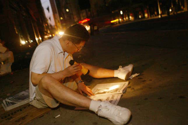 Image for article titled What New York looked like without electricity in 2003