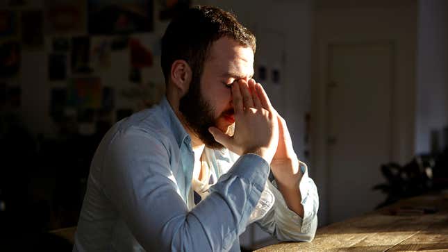Image for article titled Things To Never Say To Someone Who Is Alone For The Holidays