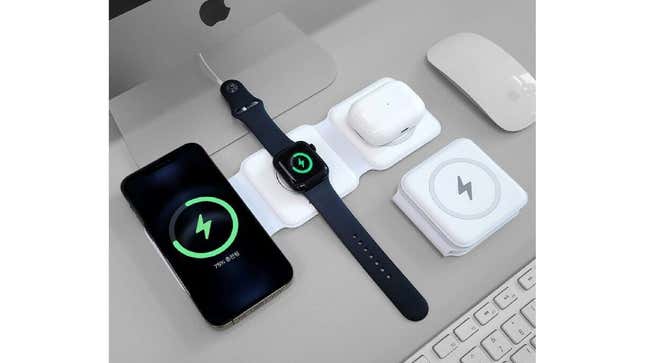Image for article titled This 3-in-1 Magnetic Wireless Charging Pad Is $33 Right Now