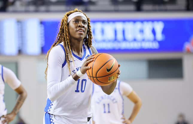 Rhyne Howard #10 of the Kentucky Wildcats against the South Carolina Gamecocks at Rupp Arena on February 10, 2022 in Lexington, Kentucky. (Photo by Andy Lyons/Getty Images)