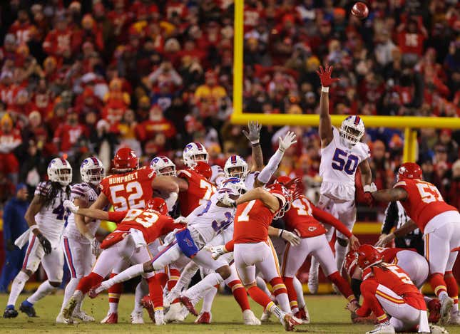 Chiefs win coin toss, game with TD per postseason OT rules