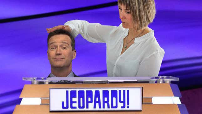 Image for article titled Mike Richards Steps Down As Host Of ‘Jeopardy!’ Into Reduced Role As Buzzer