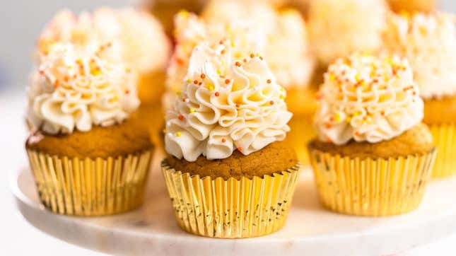 Image for article titled Every Type of Frosting, Ranked by Difficulty