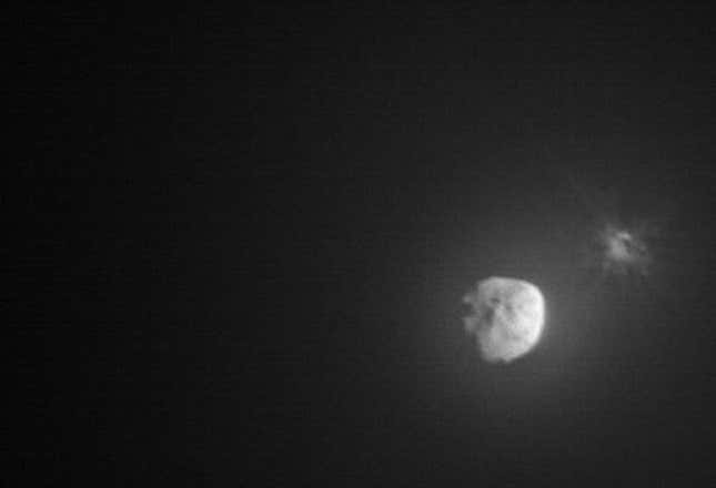 Image for article titled The Most Intriguing Images of DART’s Fatal Encounter With an Asteroid