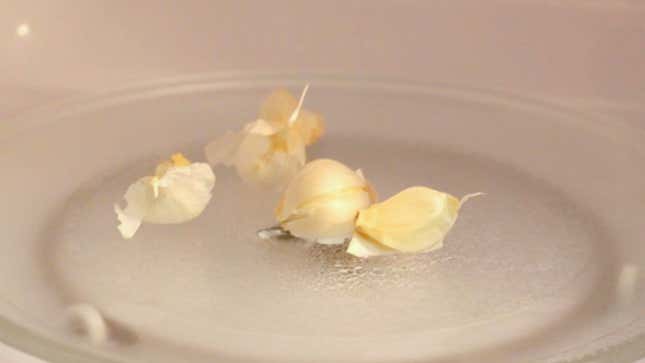 Image for article titled 13 Better Ways to Cook With Garlic