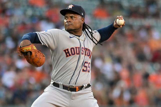 Astros' Framber Valdez pitching no-hitter through 8 innings against  Guardians