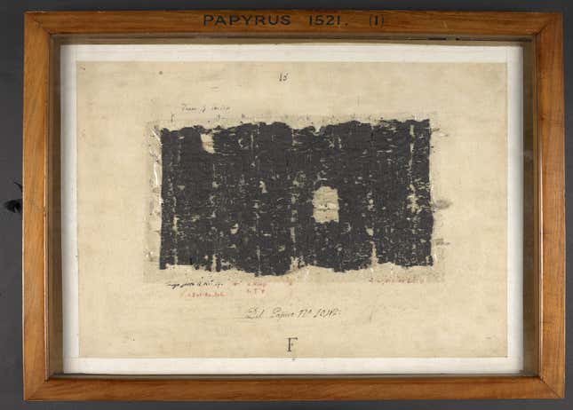 Ein Herculaneum-Papyrus im British Museum.