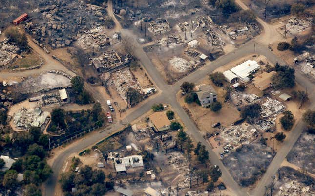 Image for article titled The aftermath of destructive wildfires, seen from above