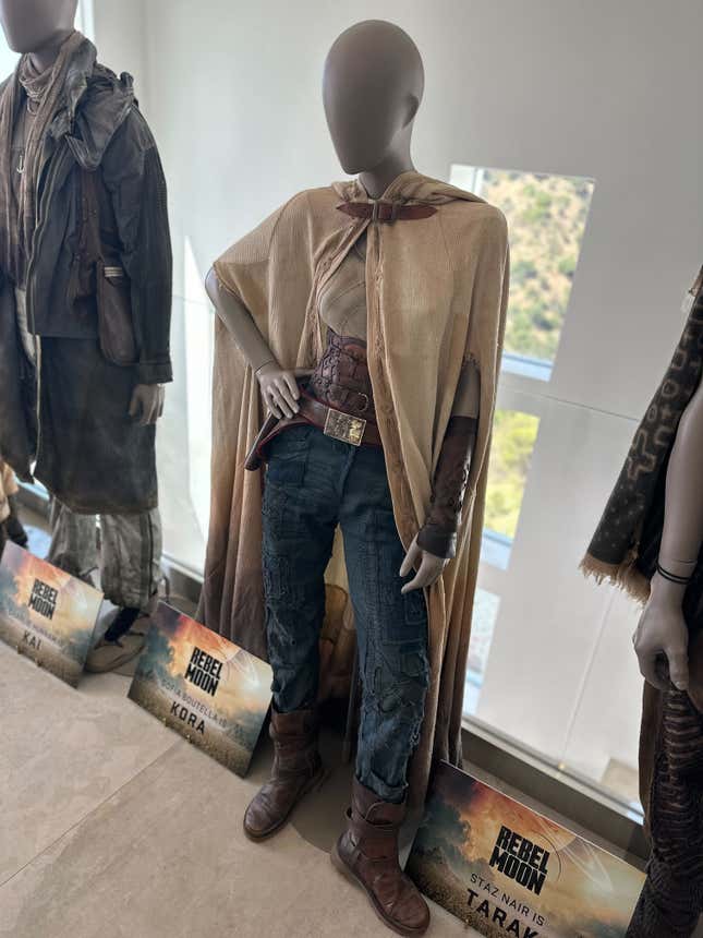 Image for article titled The Space Fashions of Zack Snyder&#39;s Netflix Saga Rebel Moon