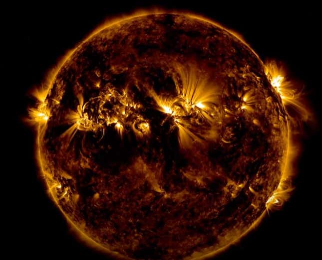 Imagen para el artículo titulado Increíble time lapse de la NASA nos muestra más de 100 días del Sol en una hora