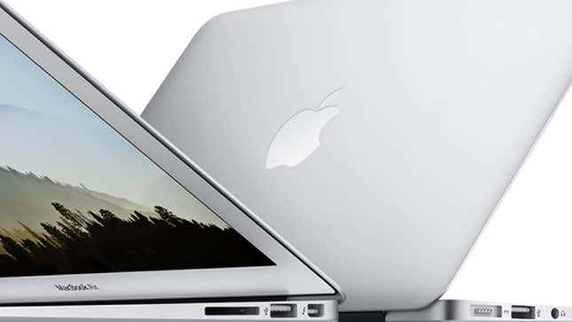 Image for article titled This Refurbished MacBook Air Is $300 Right Now