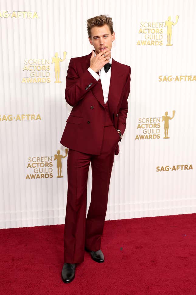 Image for article titled SAG Awards Red Carpet 2023: Celebs Usher in Spring