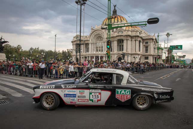 Image for article titled Mexico's Modern Carrera Panamericana Race Is a Family Affair