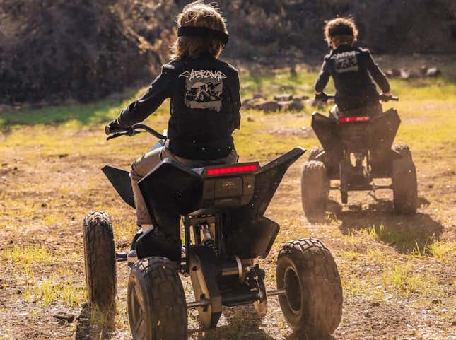 Imagen para el artículo titulado Lo último de Tesla es un Cyberquad para niños que cuesta 1.900 dólares
