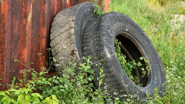 Image for article titled How to Legally Dispose of Old Tires