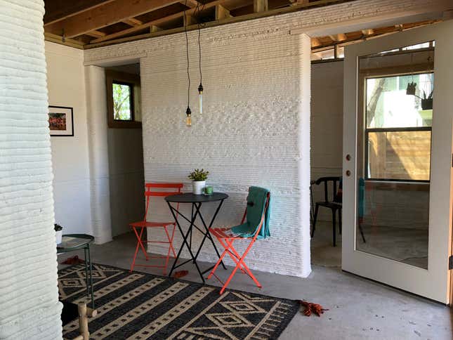 Each house features a living room, bathroom, a bedroom, and a study (which can be another bedroom).