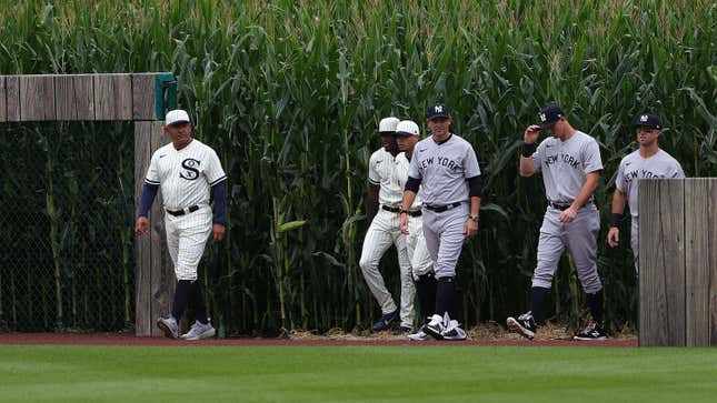 Field of Dreams Game Photos: White Sox walk-off against Yankees