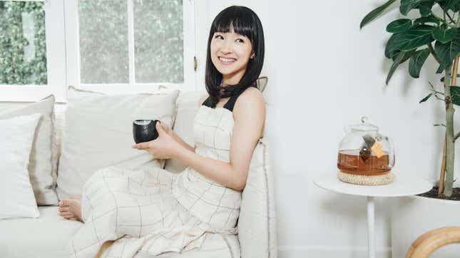 Image for article titled Marie Kondo &#39;Gives Up&#39; on Tidying, Prompting Twitter to Devolve Into Mess