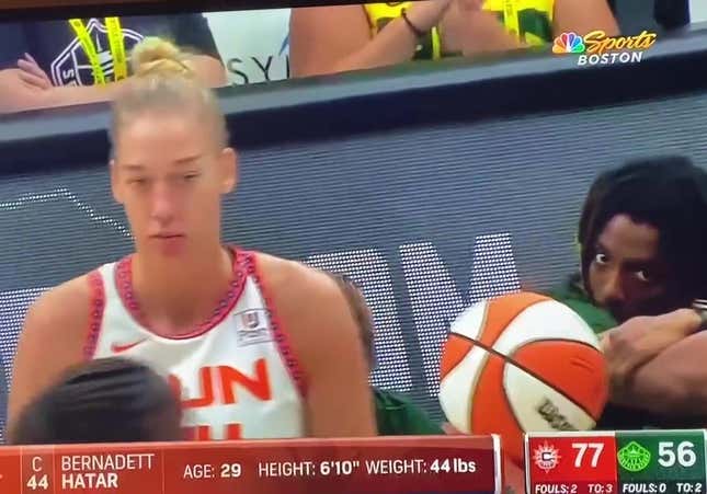 Image for article titled Why have there been so many WNBA broadcasting blunders this season?