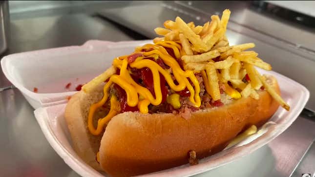 18 regional hot dogs to enjoy on opening day - The United Food