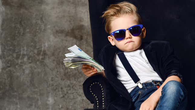Image for article titled 10 Ways to Make Your Kids Less Materialistic During the Holidays