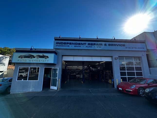 The front of Auto Werkstatt, a European automotive repair shop.