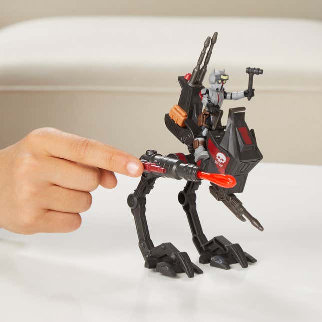 Image for article titled New Star Wars Toys From Hasbro Turn Baby Yoda Into a Lightsaber, and More