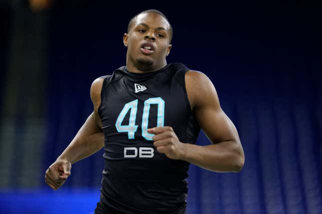 Image for article titled Is there any real relationship between NFL Combine performance and long-term success?