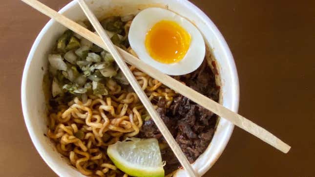 Birria ramen