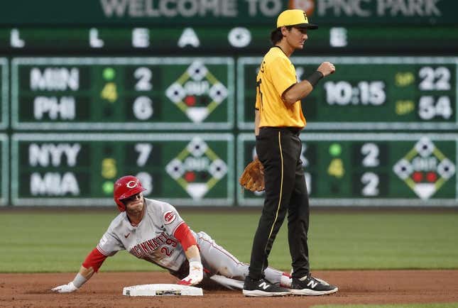 Aug 11, 2023; Pittsburgh, Pennsylvania, USA; Cincinnati Reds center fielder TJ Friedl (29) steals second base without drawing a throw from the Pittsburgh Pirates during the fourth inning at PNC Park.