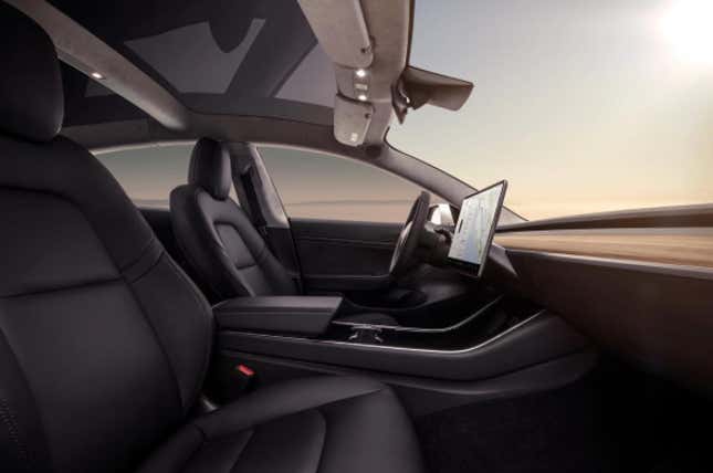 Image for article titled Tesla Model 3 reviewers are in love: “Yes, the hyperbole is necessary”