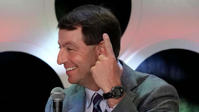 Dabo Swinney said he’d “go do something else” if players got paid, yet he’s still here doing the same thing.