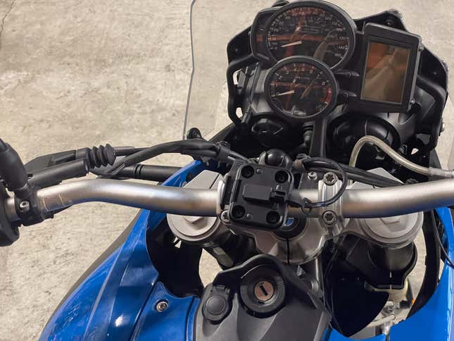 Image for article titled Here's Everything I Had To Fix Before A 100 Mile Trail Ride On My BMW F800GS