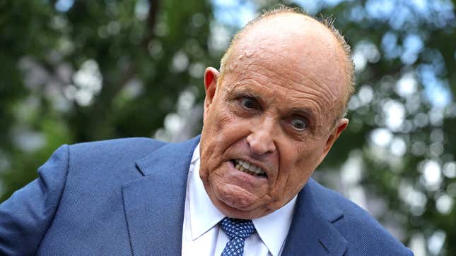 Image for article titled Highlights From Rudy Giuliani’s Apartment Listing