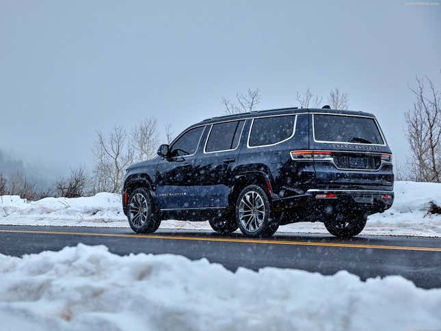 2022 Jeep Grand Wagoneer