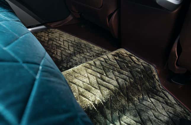 Image for article titled BMW's Concept XM Will Be The First Electrified And Most Powerful M Car Ever