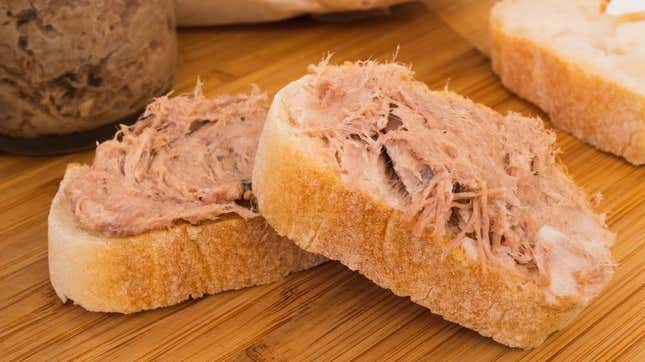 Overnight slow cooker pork rillettes