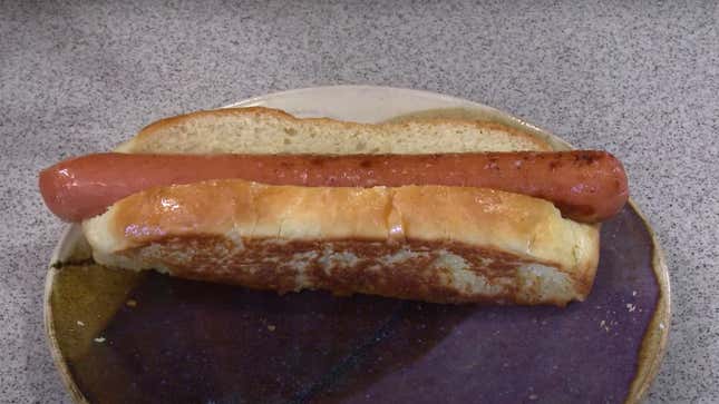 Screenshot of New England hot dog in bun