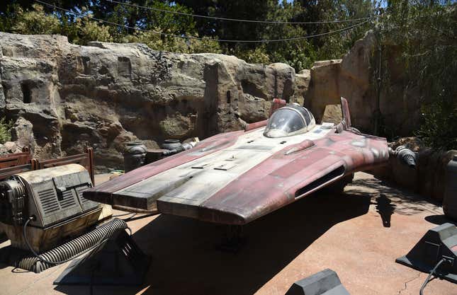 Image for article titled Photos: Inside Disney’s new Star Wars theme park