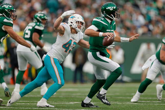 Dolphins' seven-game win streak carries plenty of mystery