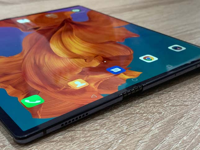 Image for article titled The Huawei’s ludicrously expensive Mate X makes the case for the foldable phone