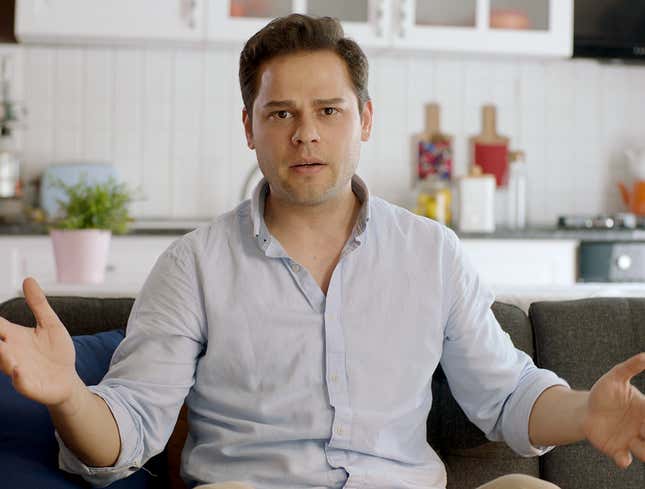 Image for article titled Man With No Friends Tells It Like It Is
